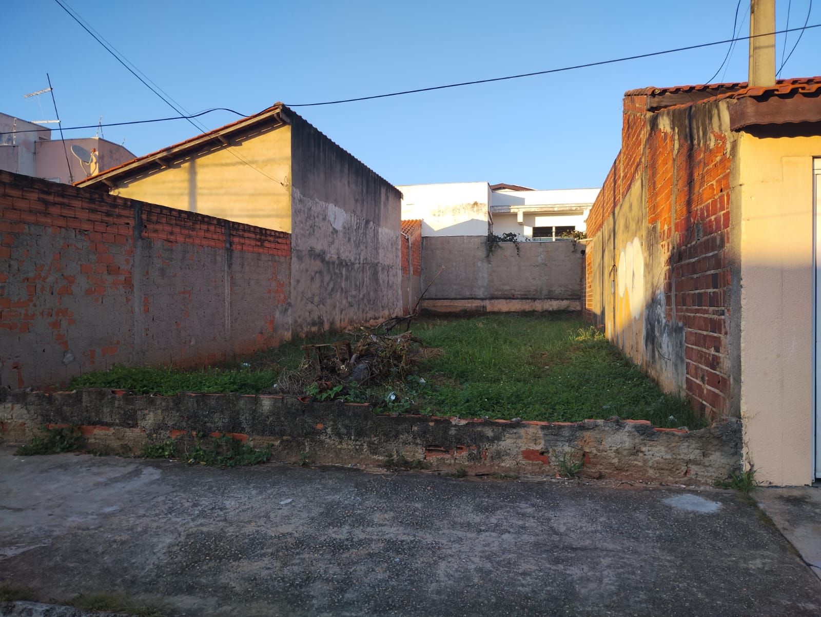 TERRENO NO PIAZZA DI ROMA - VENDA 