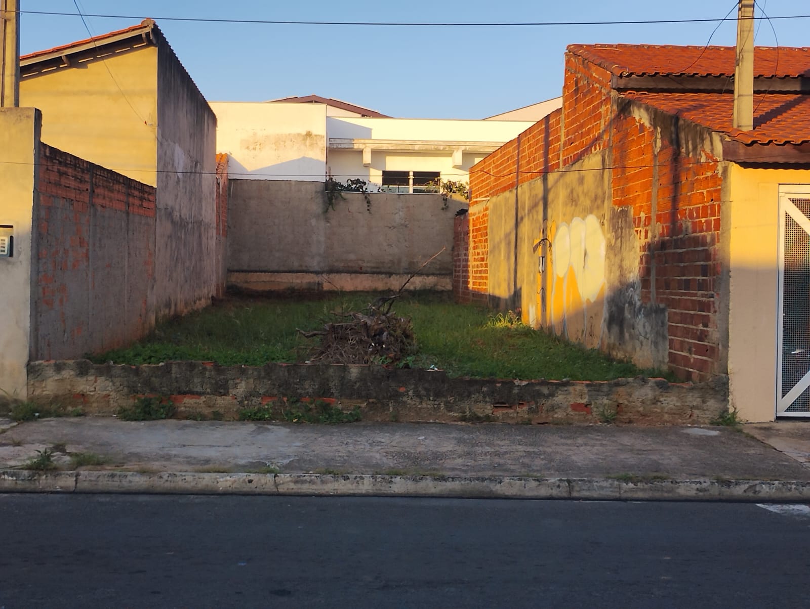 TERRENO NO PIAZZA DI ROMA - VENDA 
