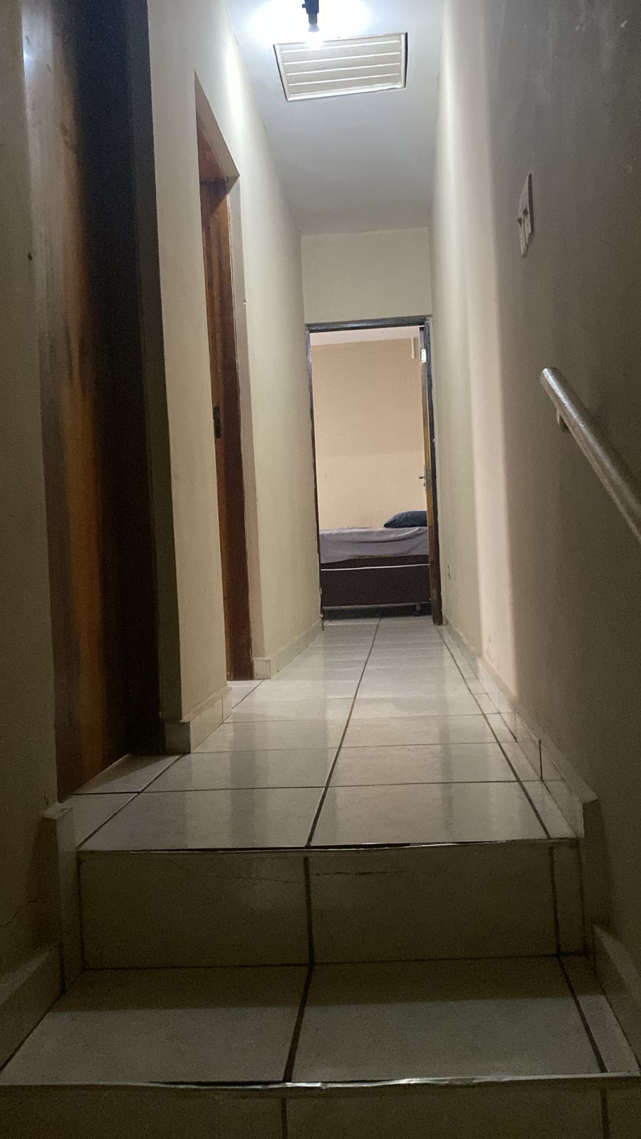 CASA NO JARDIM BERTANHA - VENDA