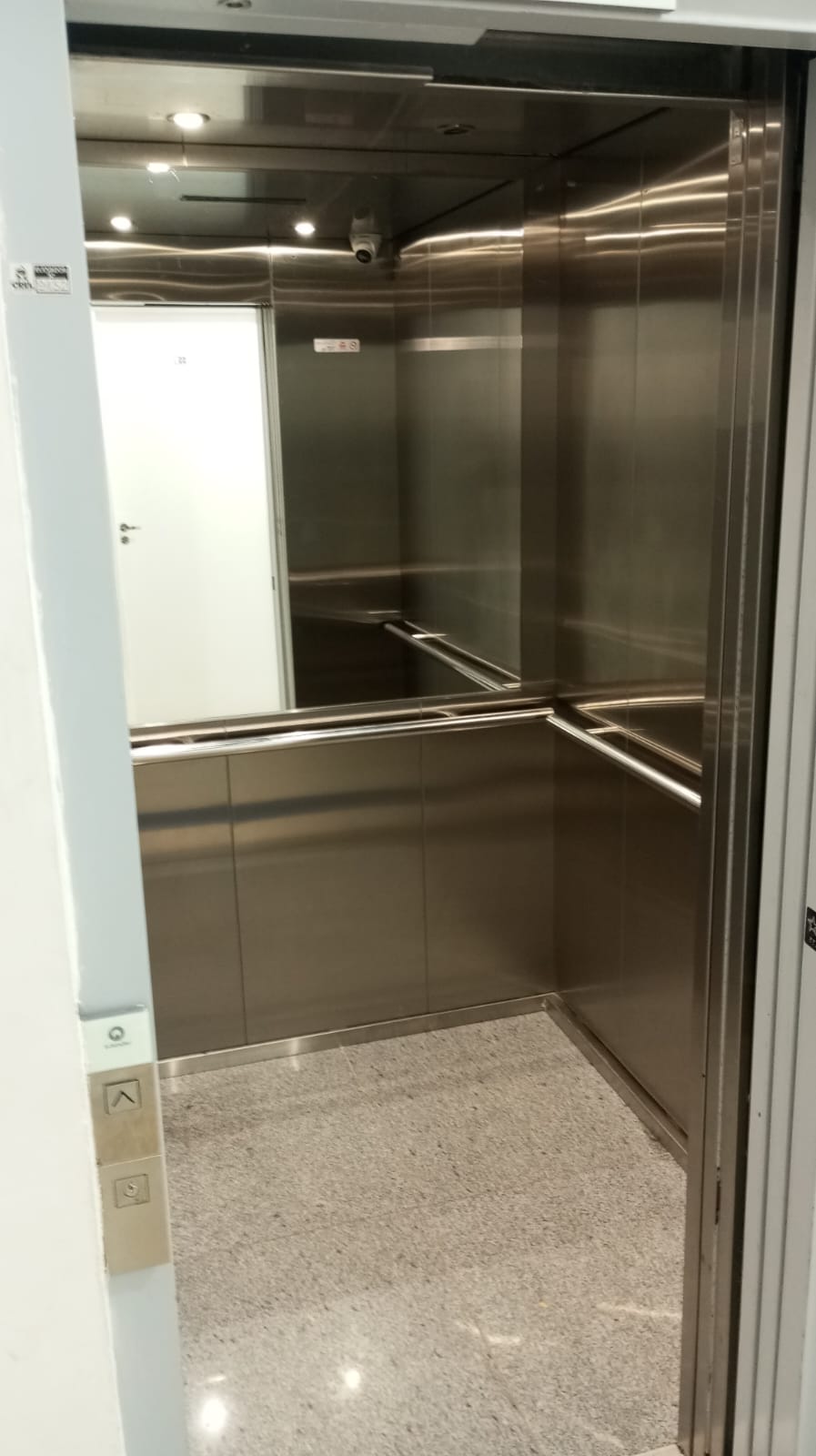 APARTAMENTO NO CONDOMINIO SUPER QUADRA NO WANEL VILLE - LOCAÇÃO 