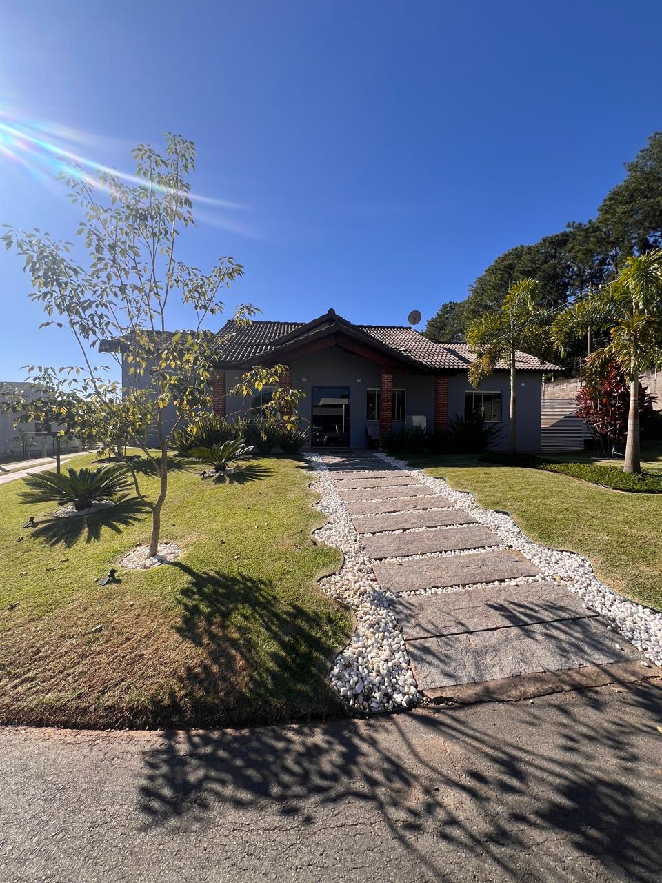 CASA NO CONDOMÍNIO RESIDENCIAL DACHA - VENDA
