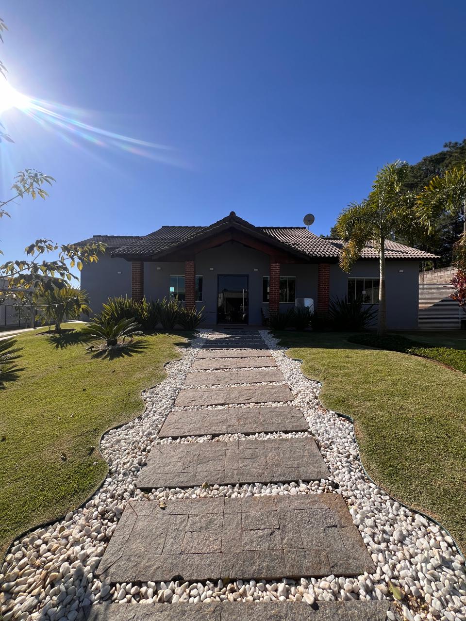 CASA NO CONDOMÍNIO RESIDENCIAL DACHA - VENDA