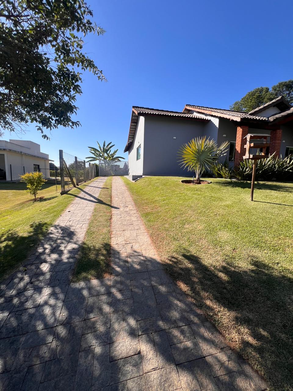 CASA NO CONDOMÍNIO RESIDENCIAL DACHA - VENDA