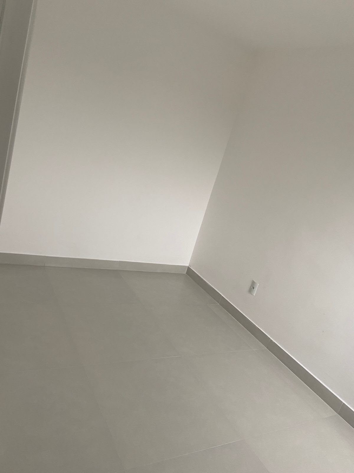 APARTAMENTO NO CONDOMINIO SUPER QUADRA NO WANEL VILLE - LOCAÇÃO