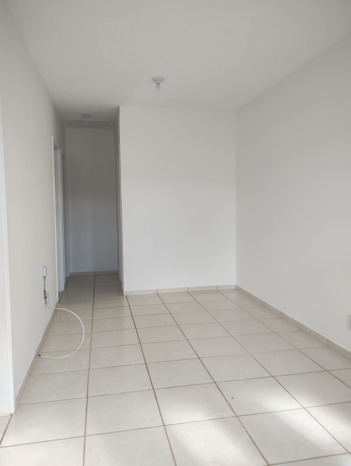 CASA NO CONDOMINIO PARQUE IMPERIAL EM RECANTO IPANEMA DO MEIO - LOCAÇÃO