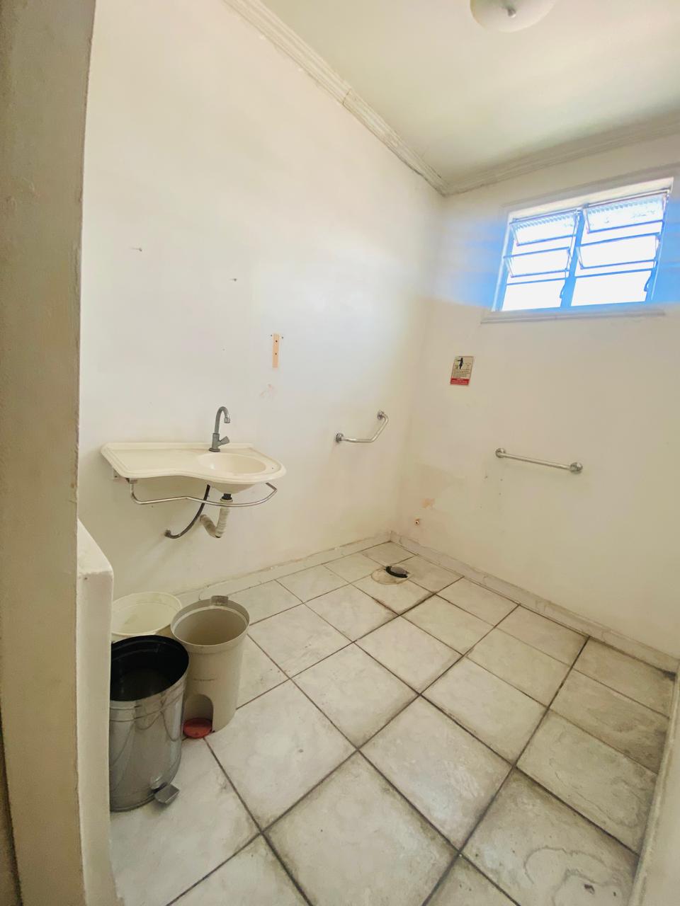 Vendo Excelente Ponto Comercial - Parque 10, Manaus 
