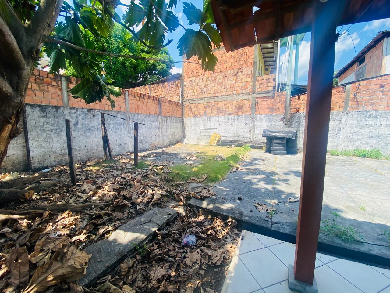 VENDO OU ALUGO CASA NO PARQUE 10 - MANAUS 