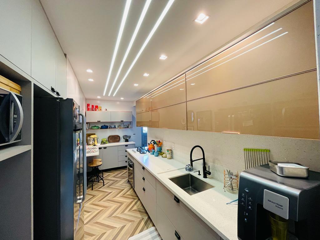 Vendo Lindo Apartamento - Condomínio Garden Club - Parque 10