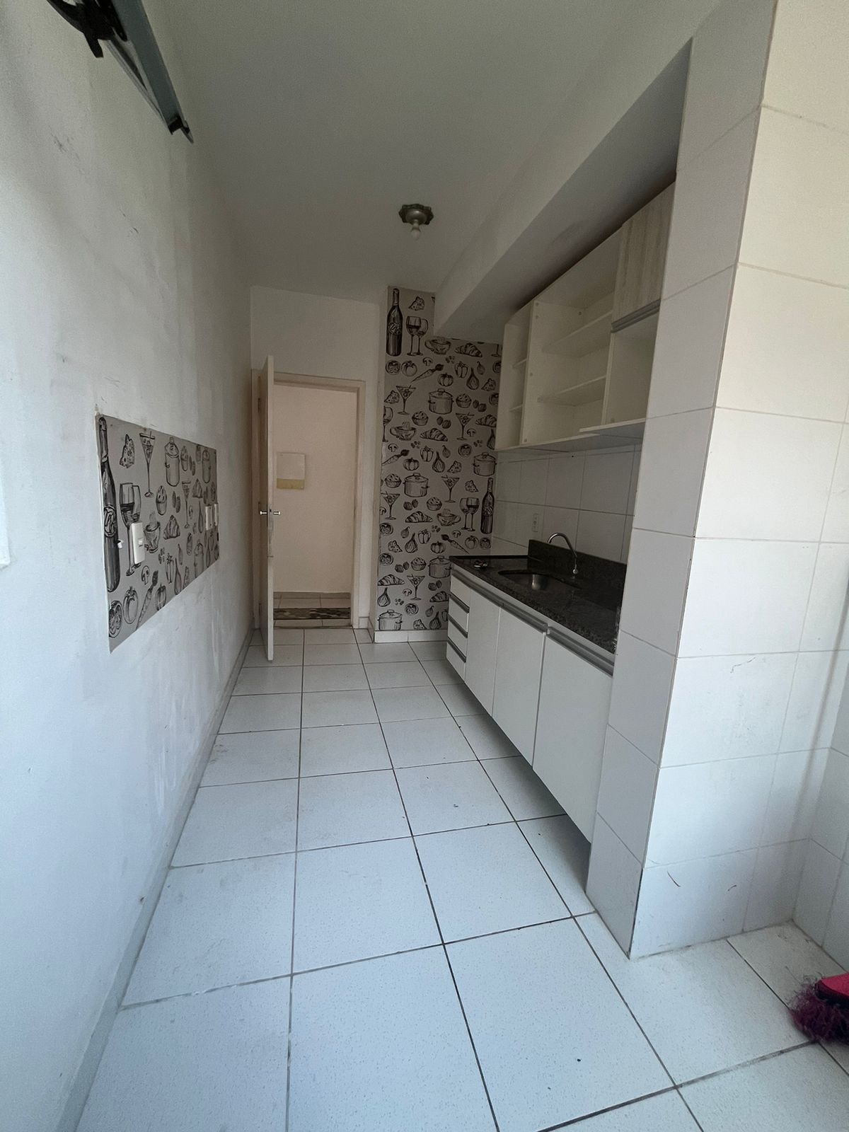 Alugo Apartamento no ALLEGRO - Avenida Torquato tapajós 