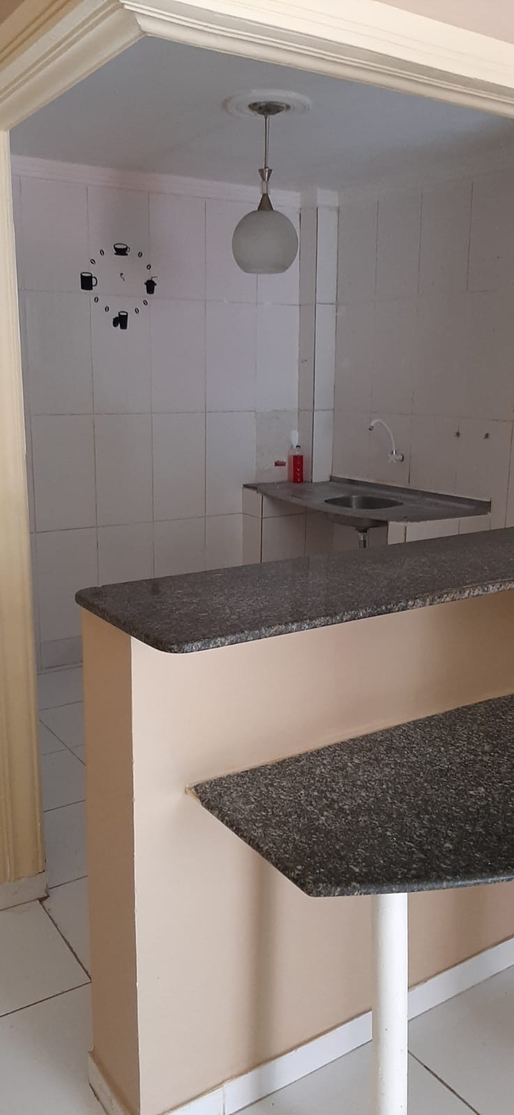 Apartamento à venda – Conj. Residencial IAEL, Flores, próximo à Av. das Torres