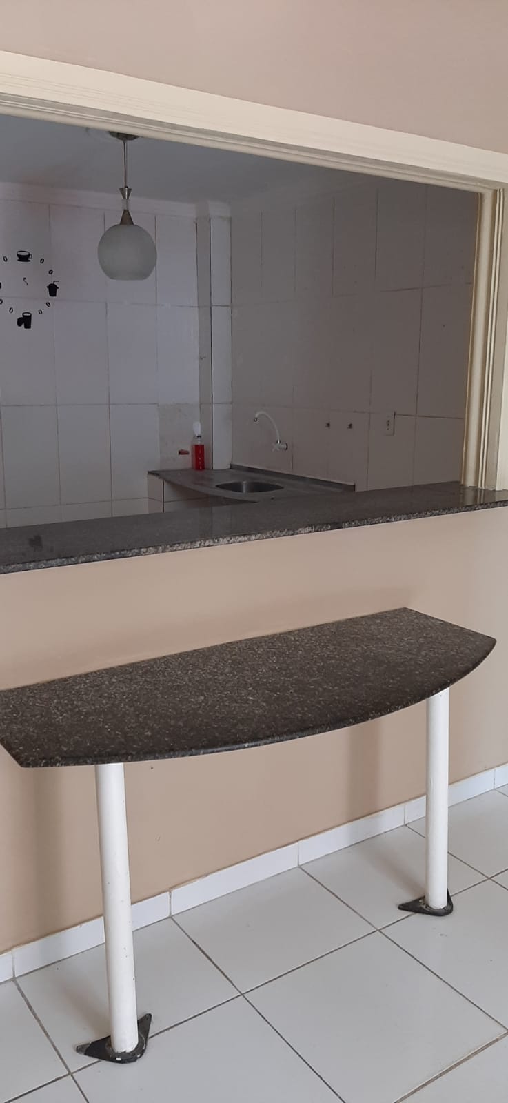 Apartamento à venda – Conj. Residencial IAEL, Flores, próximo à Av. das Torres