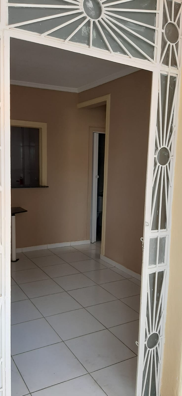 Apartamento à venda – Conj. Residencial IAEL, Flores, próximo à Av. das Torres