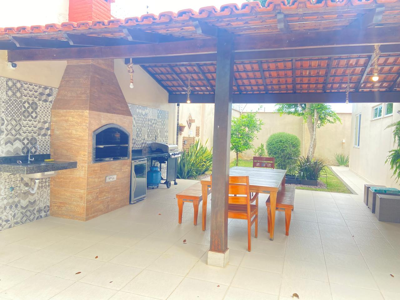 CASA DUPLEX DE LUXO À VENDA
