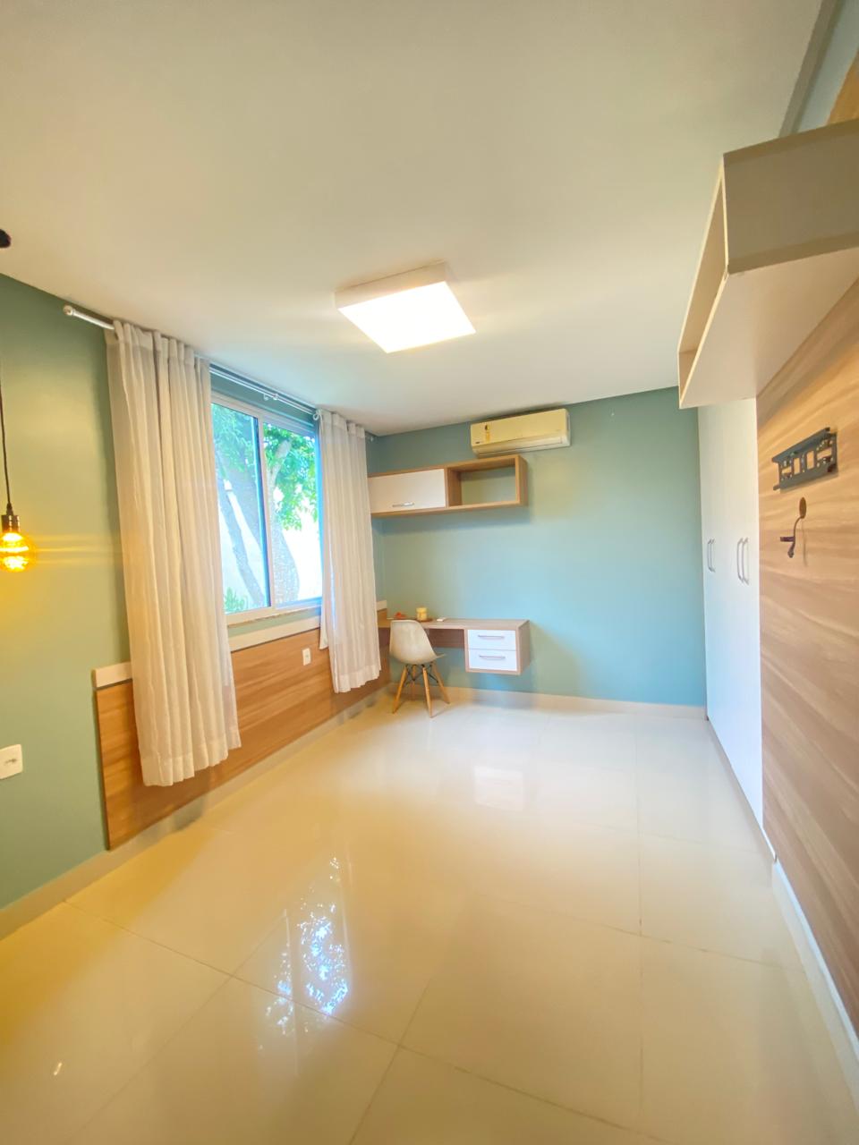 CASA DUPLEX DE LUXO À VENDA