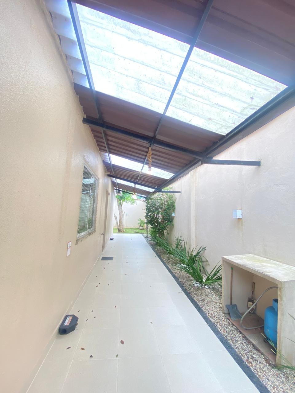 CASA DUPLEX DE LUXO À VENDA
