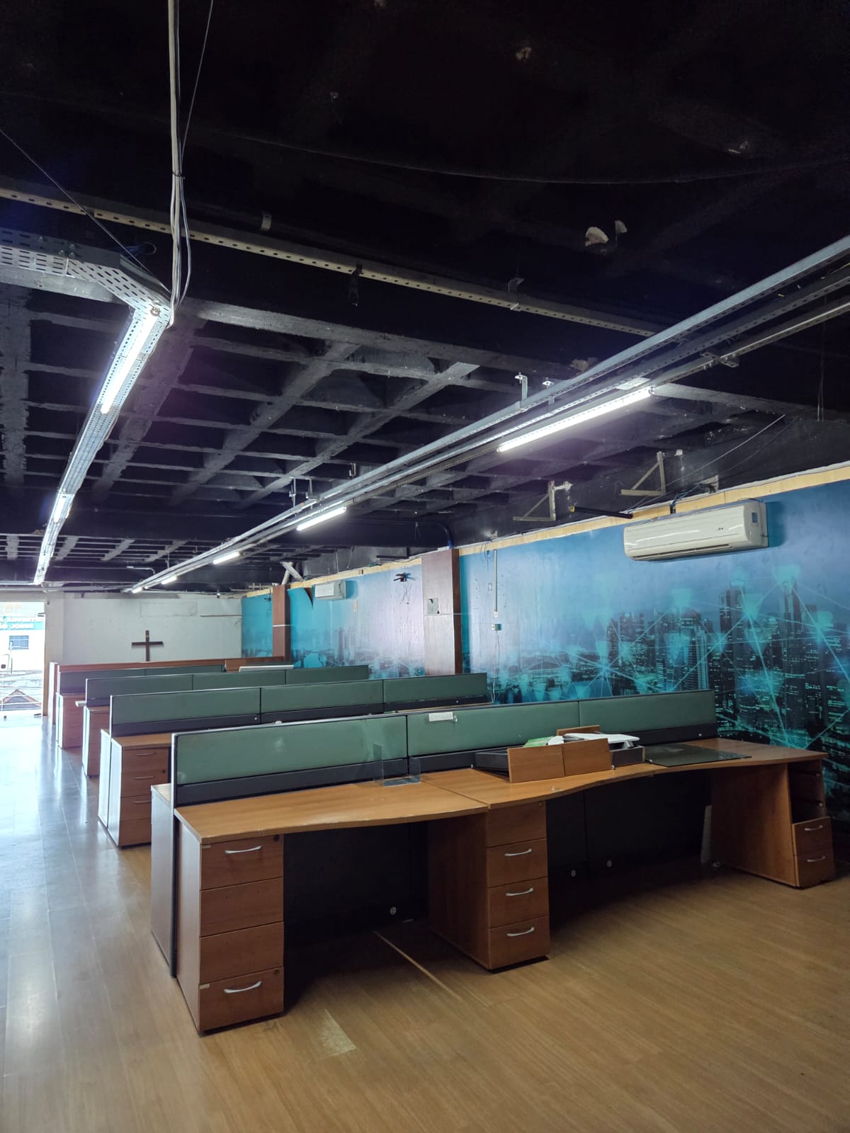 Ponto Comercial São Jorge – Estrutura Completa!