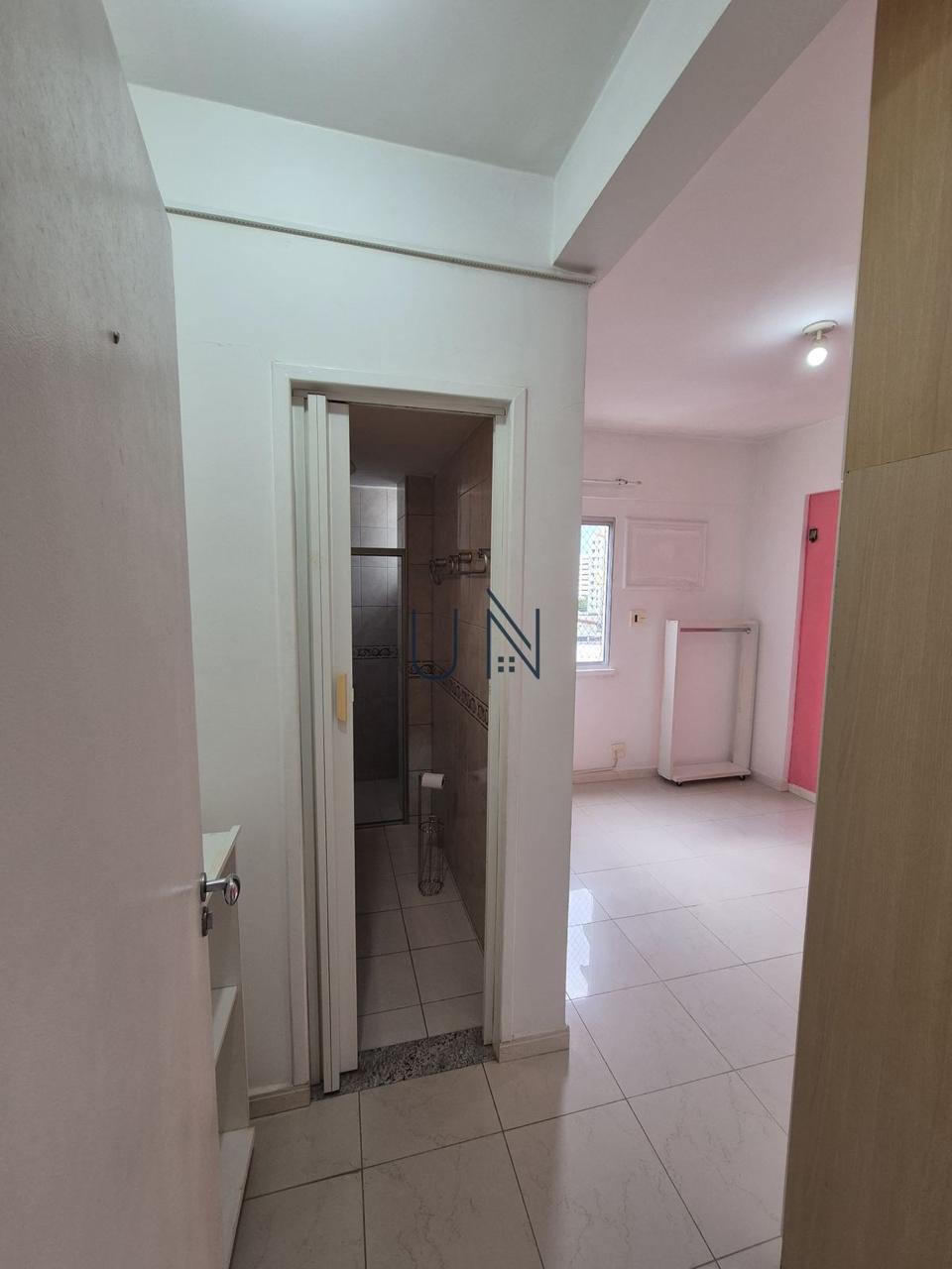 VENDO APARTAMENTO NO CONDOMÍNIO MAISON ROCHELLE, VIEIRALVES
