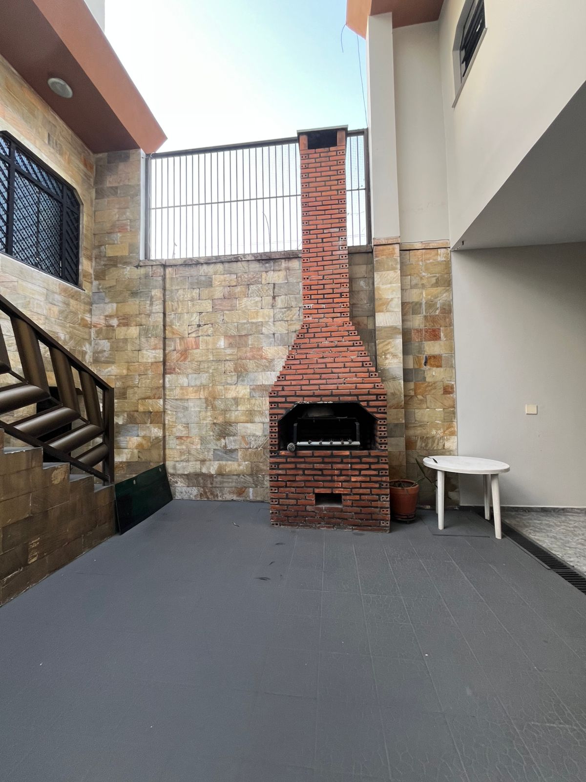 Vendo Linda Casa no Conjunto Santos Dumont com Piscina