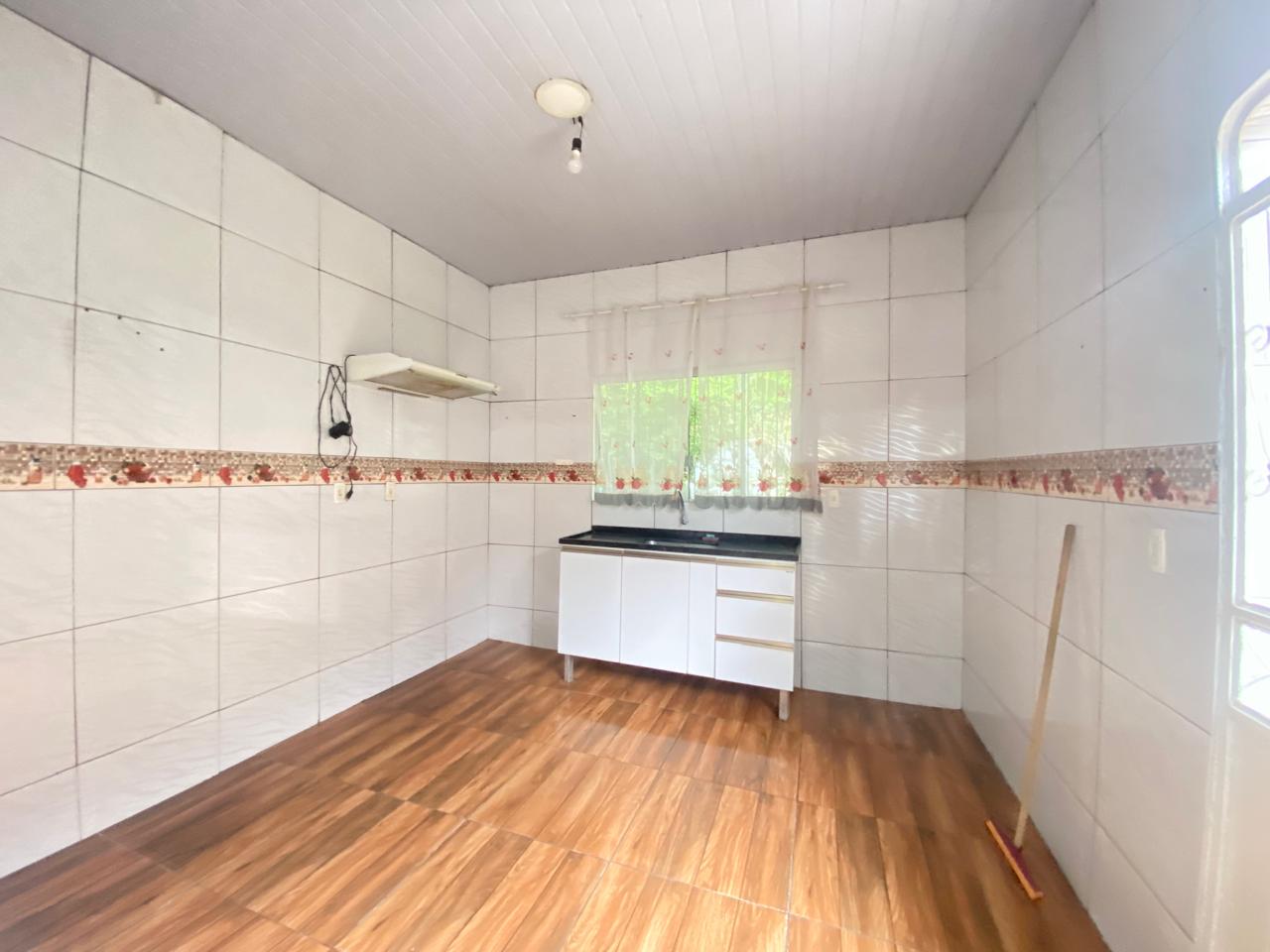 Vendo casa no Novo Aleixo 