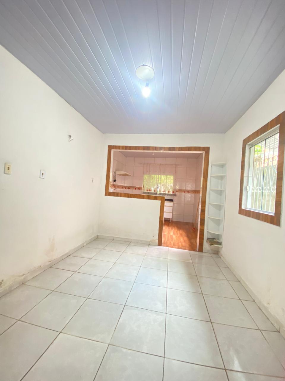 Vendo casa no Novo Aleixo 