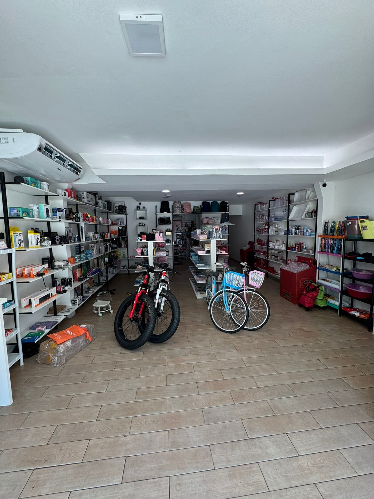 Alugo Excelente Ponto Comercial - Centro, Manaus