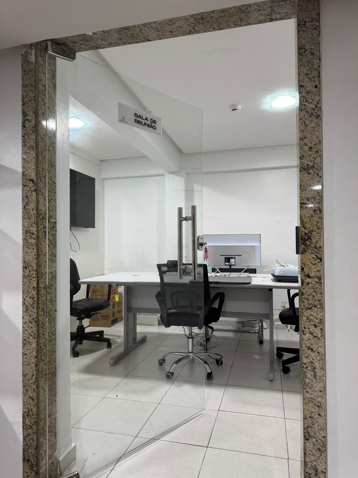 Alugo Excelente Ponto Comercial - Centro, Manaus