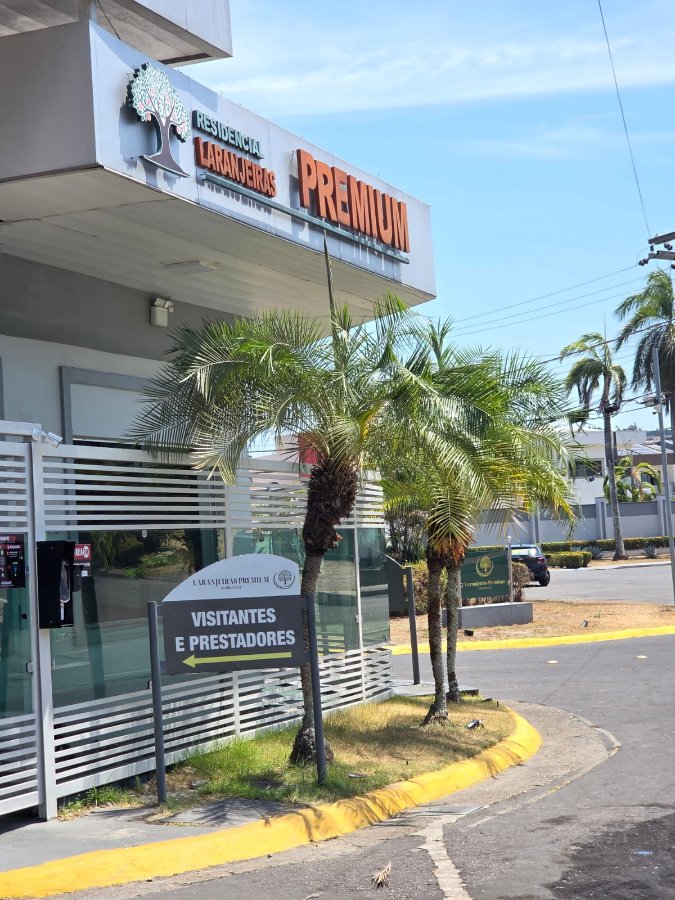 Casa à Venda – Laranjeiras Premium