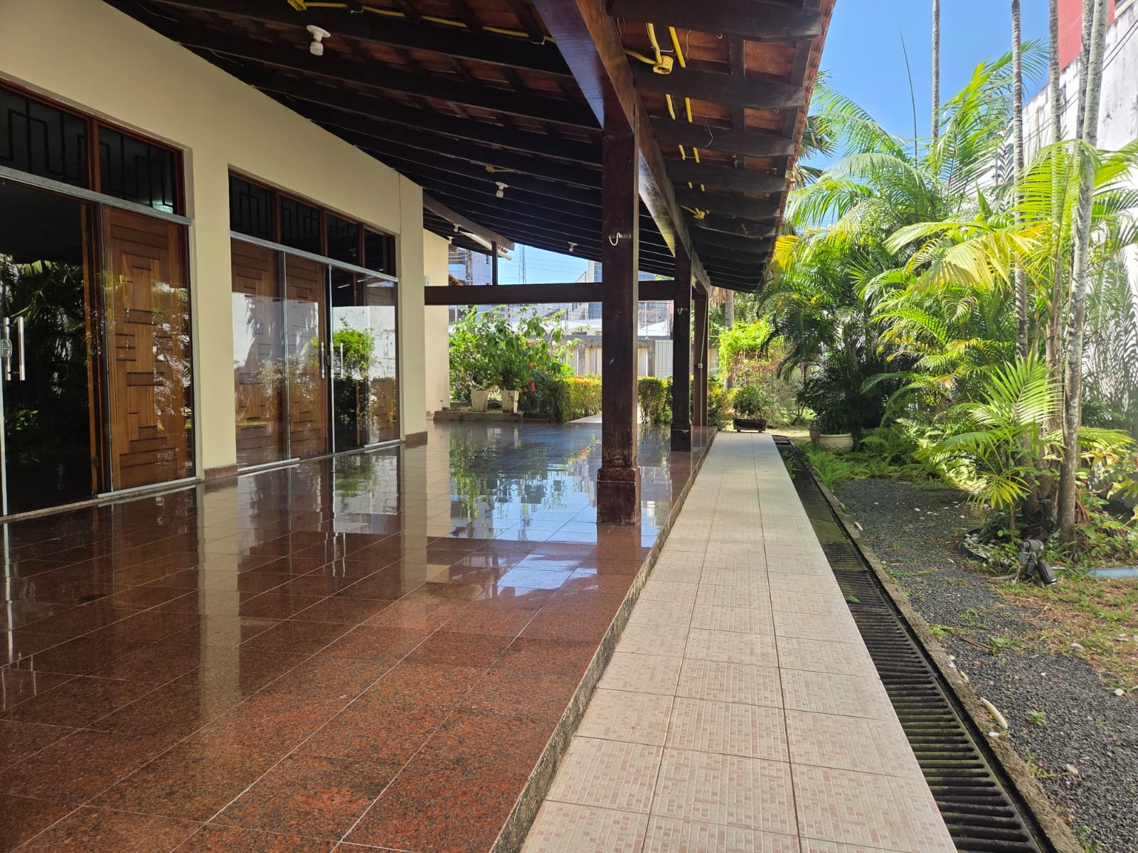 Casa à Venda – Vieiralves, Nossa Senhora das Graças