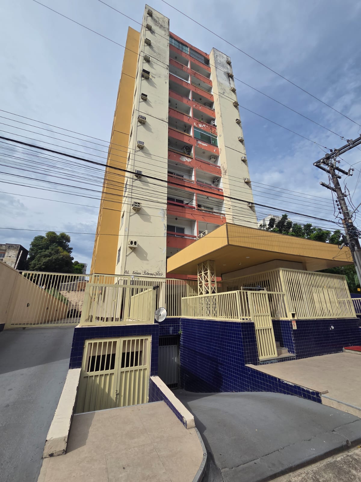 Alugo Apartamento no Cond. Simon Bolivan, centro, Manaus