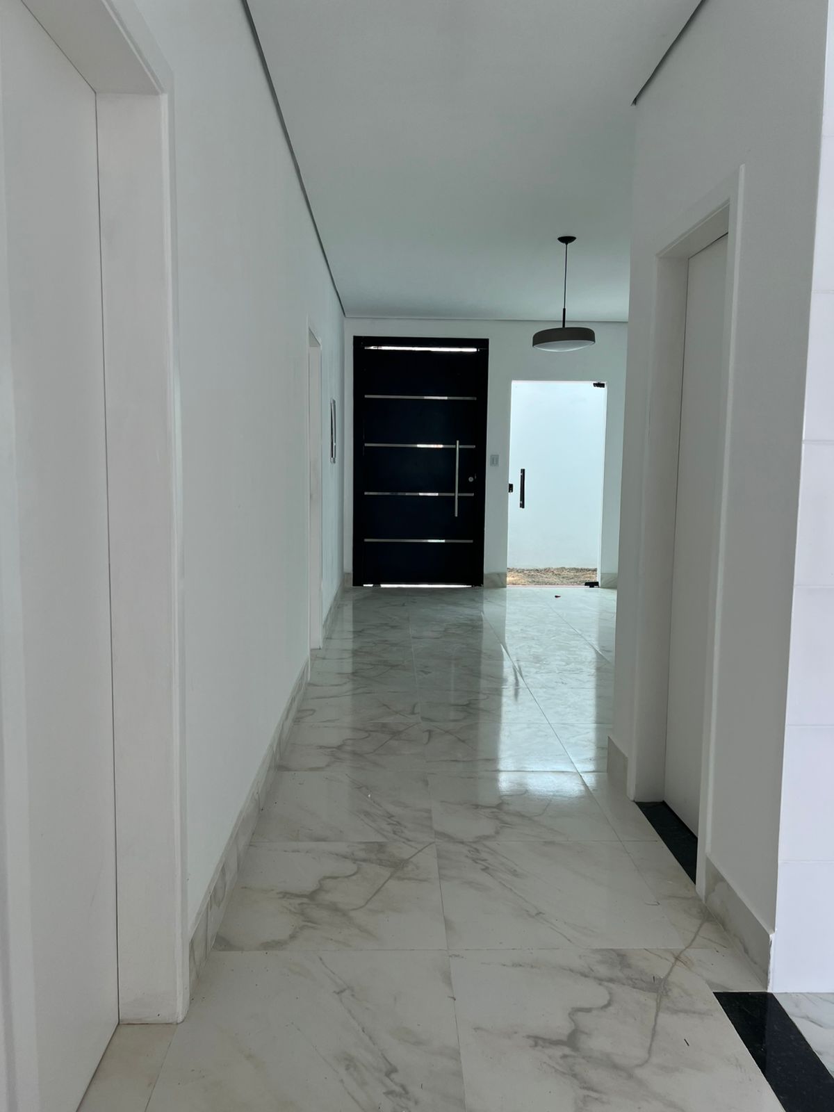 Casa à Venda – Cond. Vivendas das Marinas