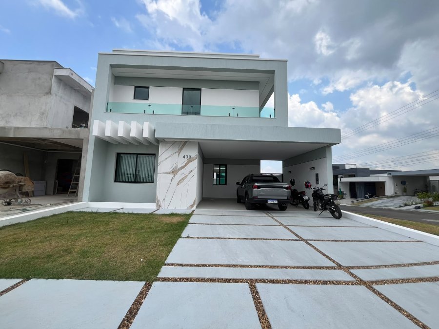 Casa à venda com 4 suítes e piscina com cascata no Morada dos Pássaros dos Pássaros