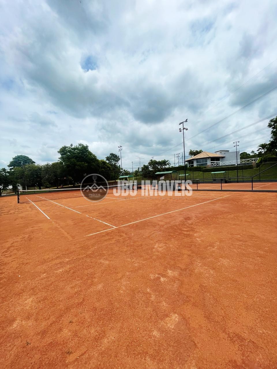 Casa á venda c/  05 dormitórios, Condomínio Portal das Estrelas - Boituva/SP