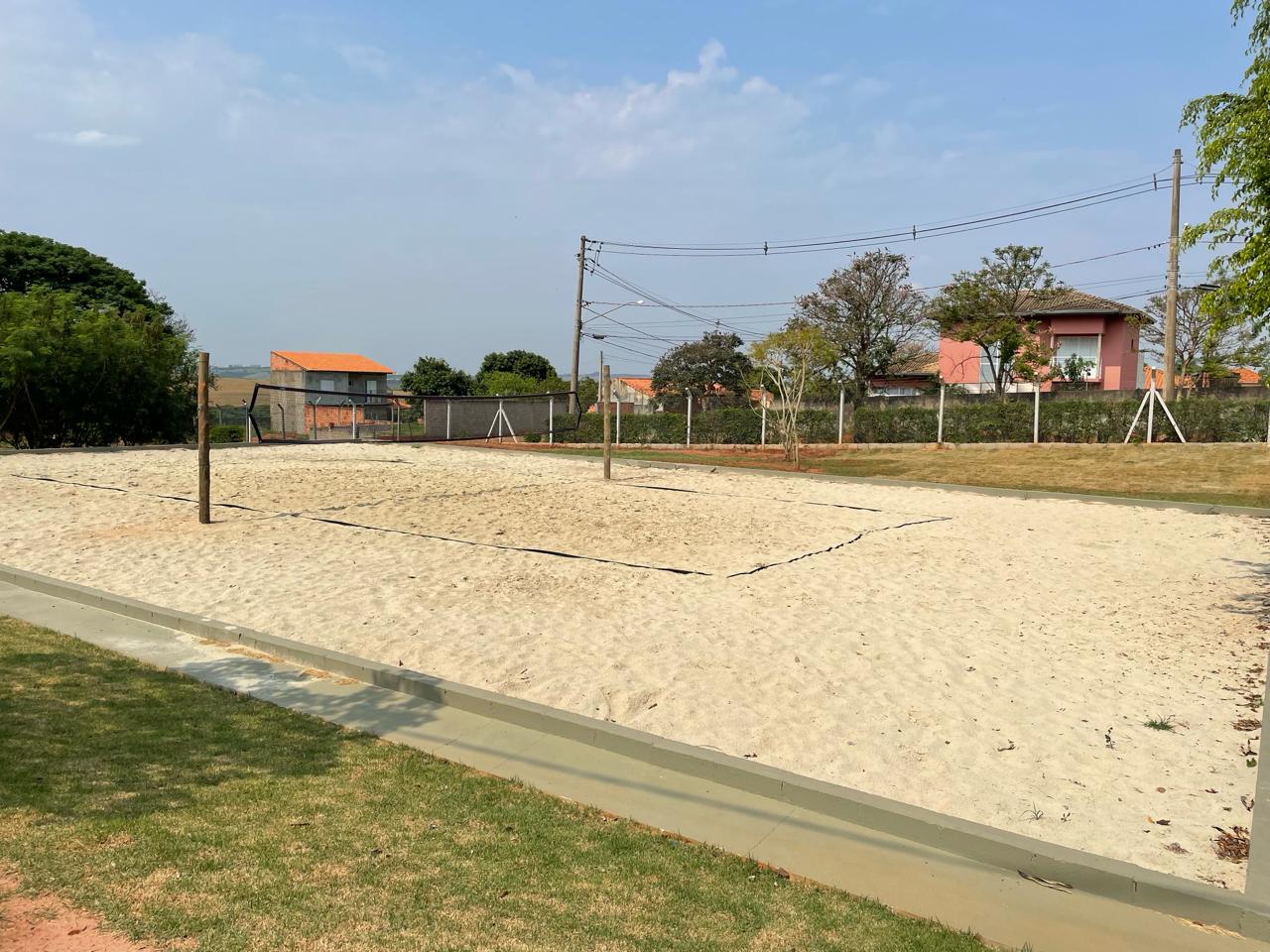 Terreno à Venda com 250m², no Condomínio Tropicalia Garden em Boituva