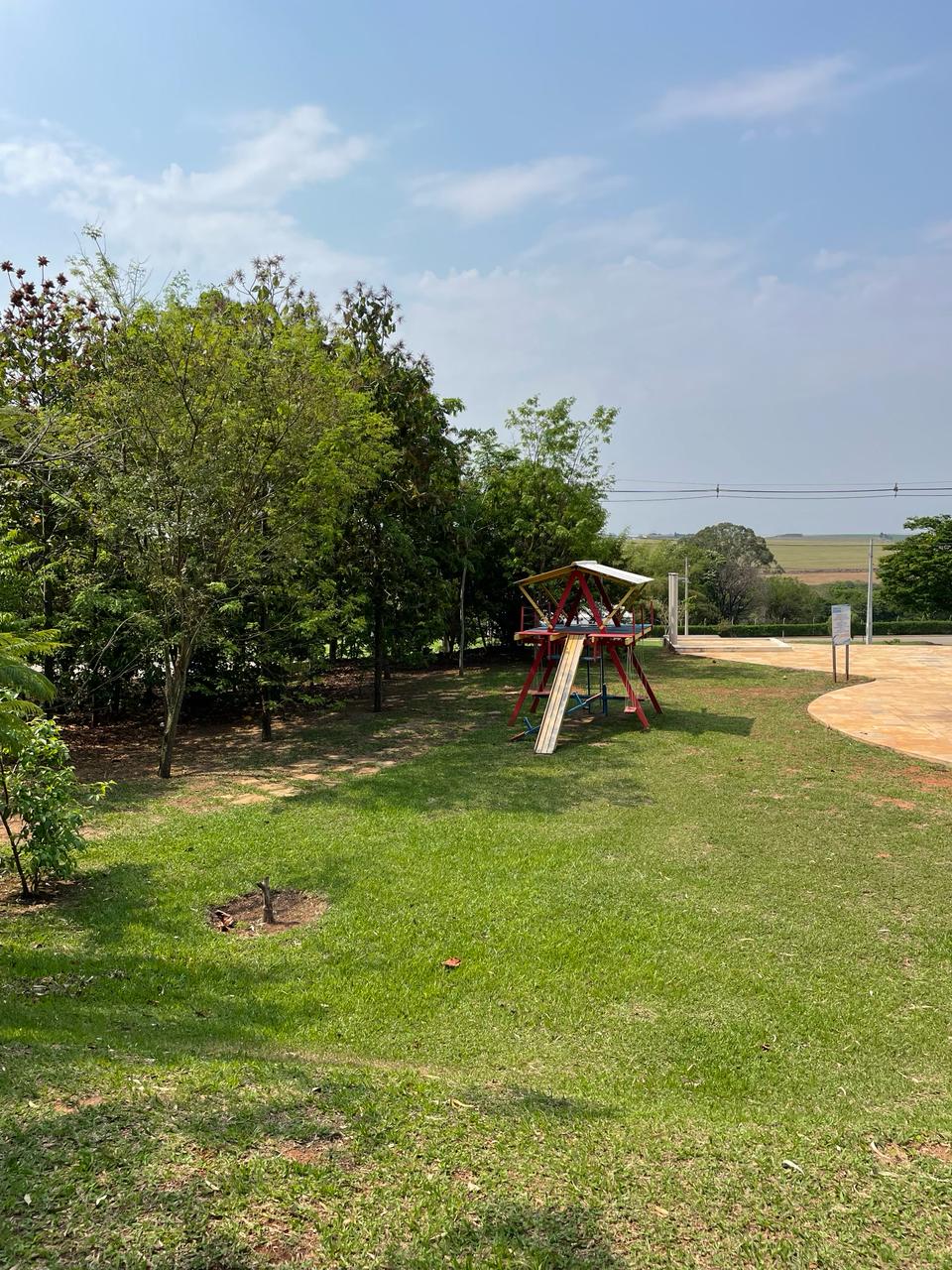 Terreno à Venda com 250m², no Condomínio Tropicalia Garden em Boituva