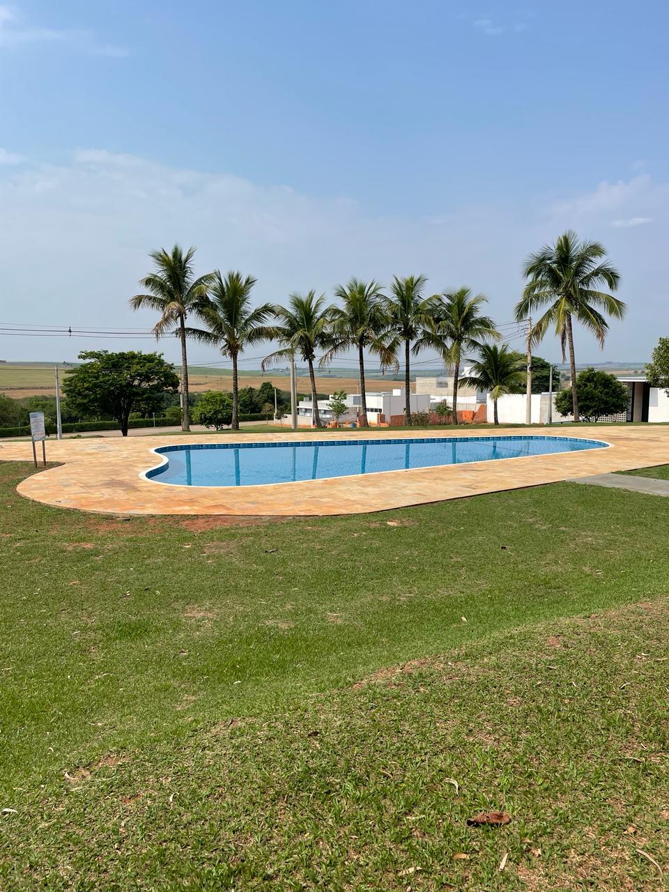 Terreno à Venda com 250m², no Condomínio Tropicalia Garden em Boituva