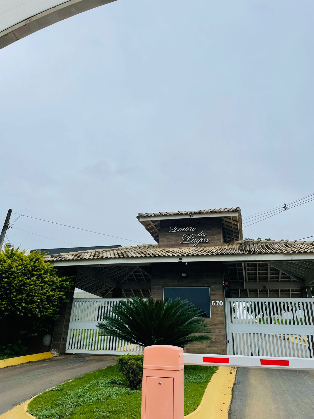 Casa Térrea Mobiliada com 4 Suítes e Piscina no Condomínio Portal dos Lagos, Boituva