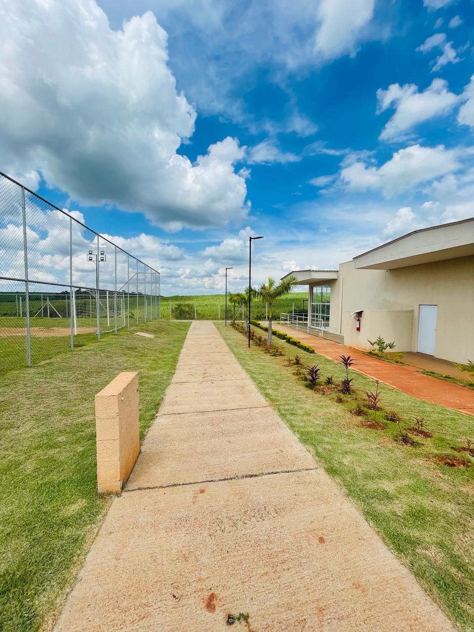 Casa com 2 dormitórios à venda, 85m² por R$ 290.000 - Village Golden - Boituva/SP