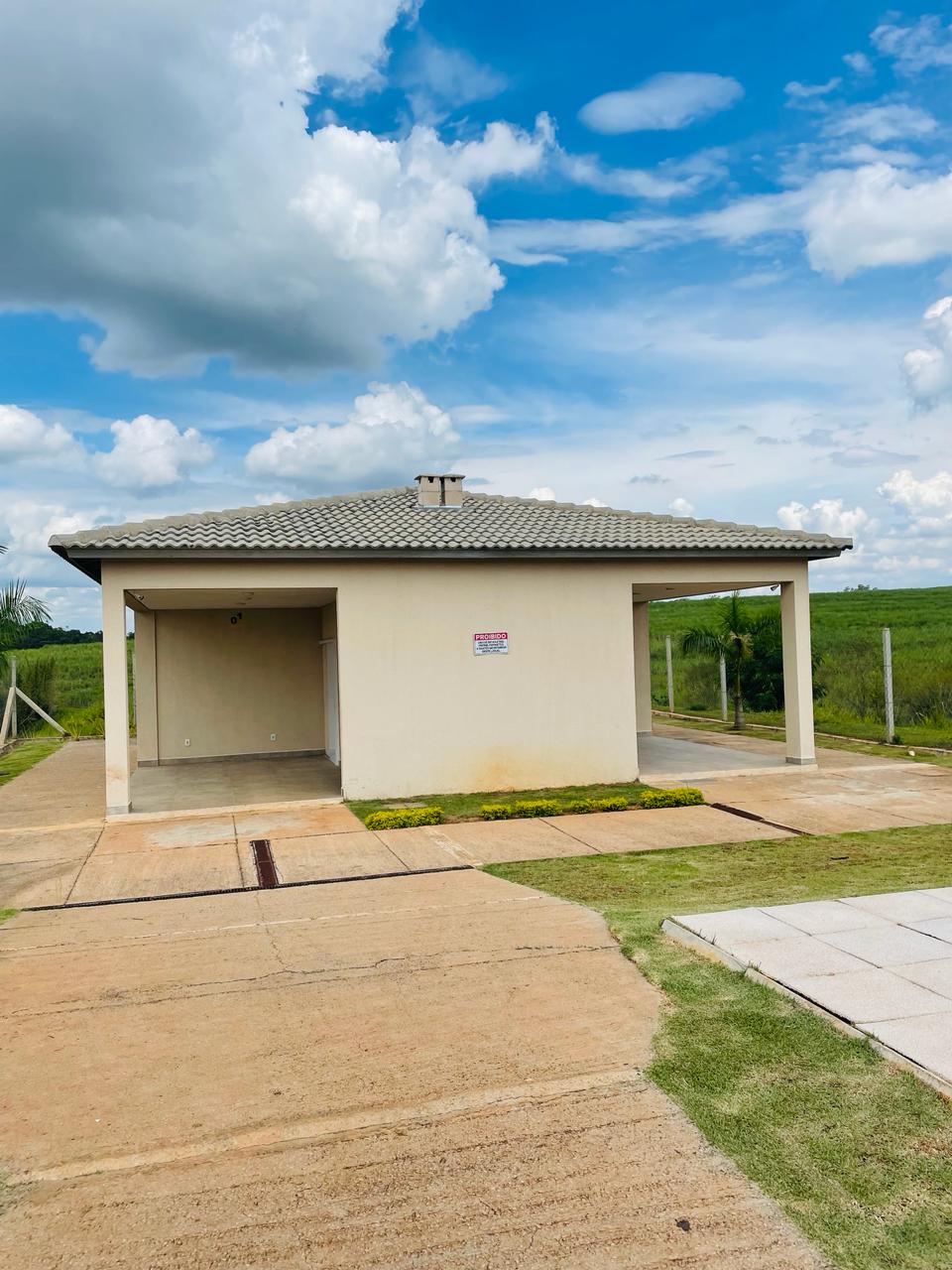 Casa com 2 dormitórios à venda, 85m² por R$ 290.000 - Village Golden - Boituva/SP