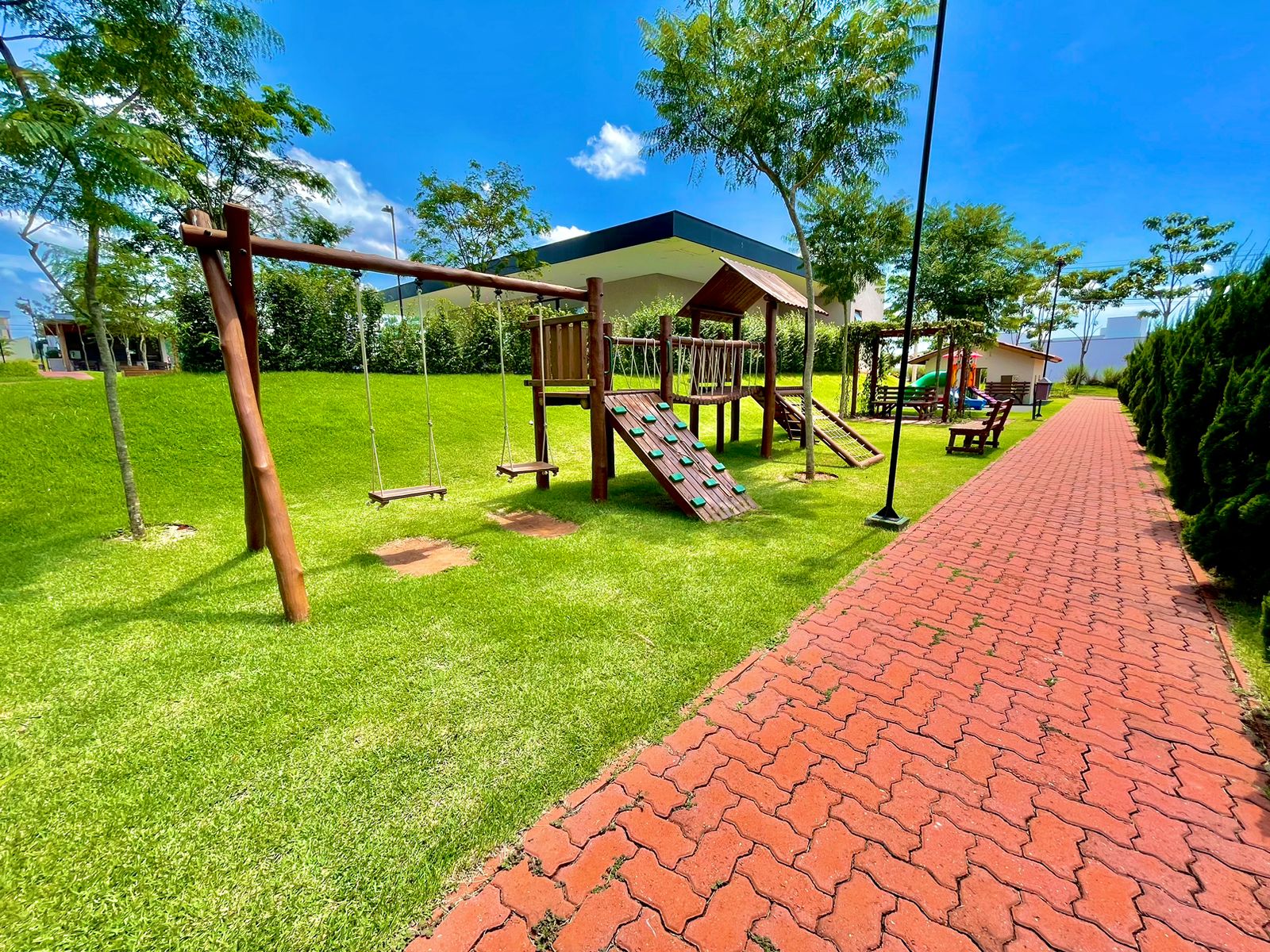 Casa de Alto Padrão à venda, 288,55m² por R$ 2.200.000,00 - Portal Ville Jardim Europa - Boituva/SP