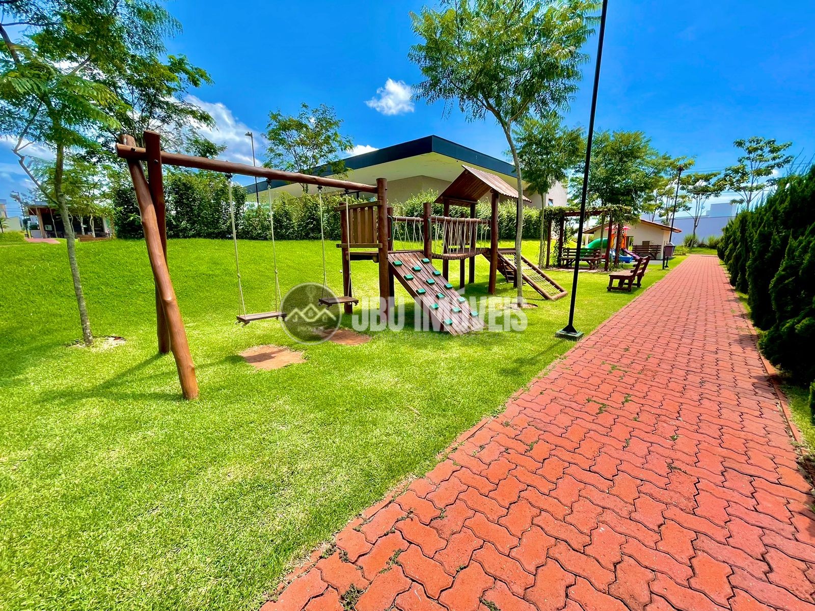 Casa à Venda no Condomínio Portal Ville Jardim Europa, Boituva 