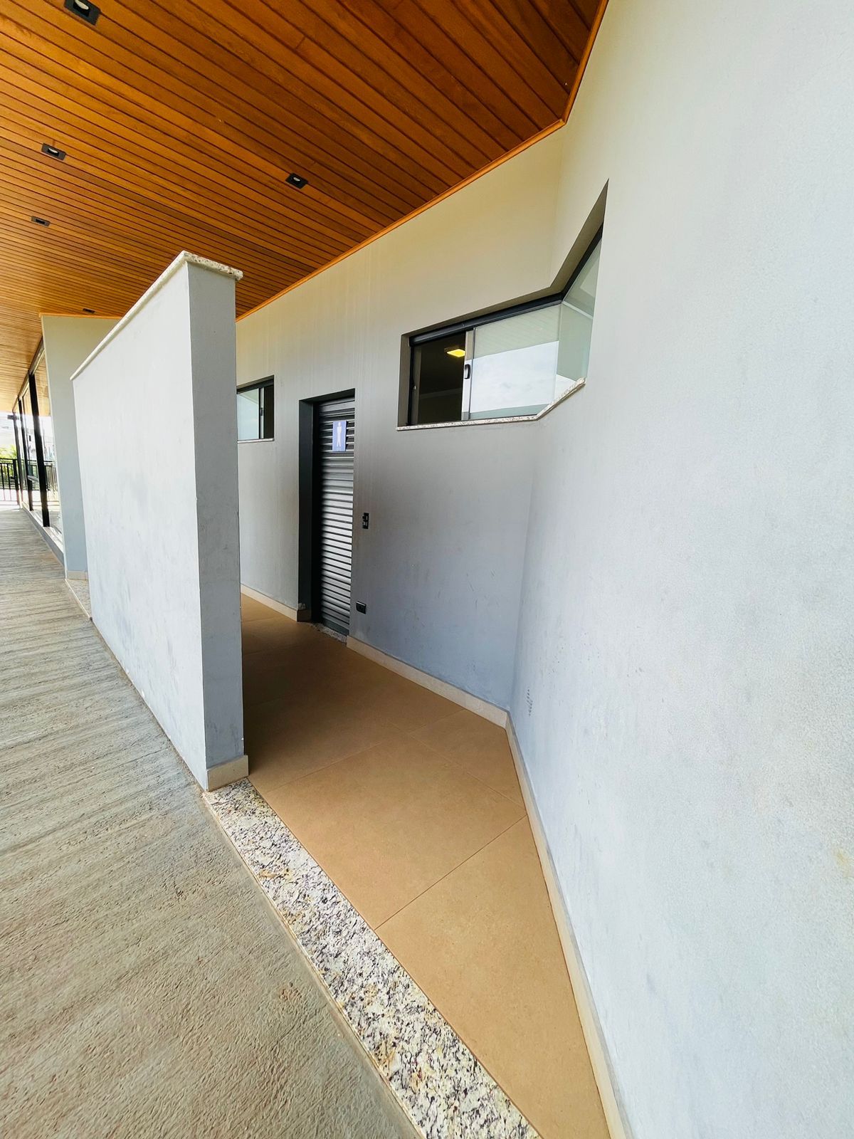 Sobrado á Venda no Condomínio Portal dos Pássaros, Boituva - SP