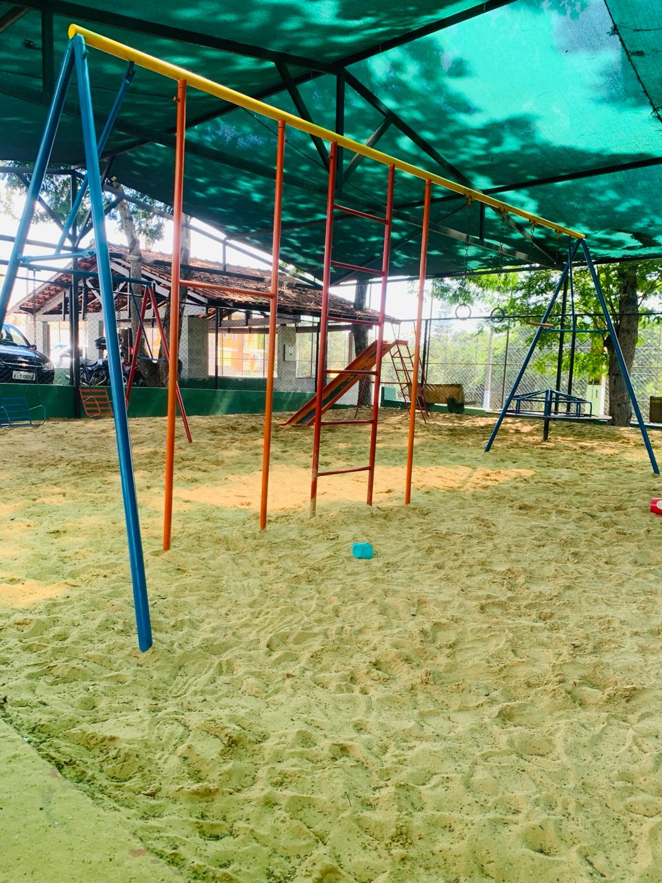 Sobrado á Venda no Condomínio Portal dos Pássaros, Boituva - SP