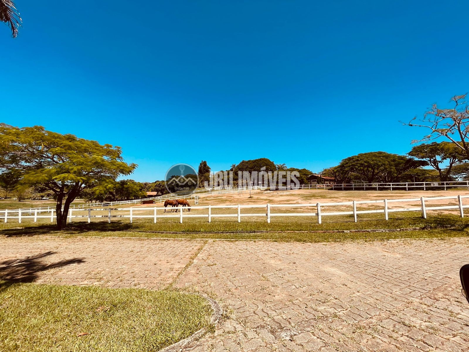 Casa de Alto Padrão c/ 03 dormitórios, sendo 01 suíte - Condomínio Solaris, Boituva/SP