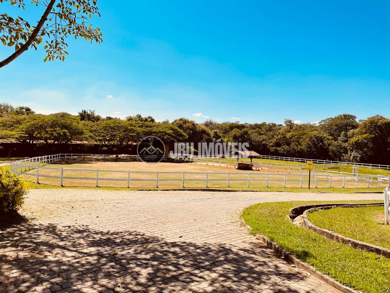 Casa de Alto Padrão c/ 03 dormitórios, sendo 01 suíte - Condomínio Solaris, Boituva/SP