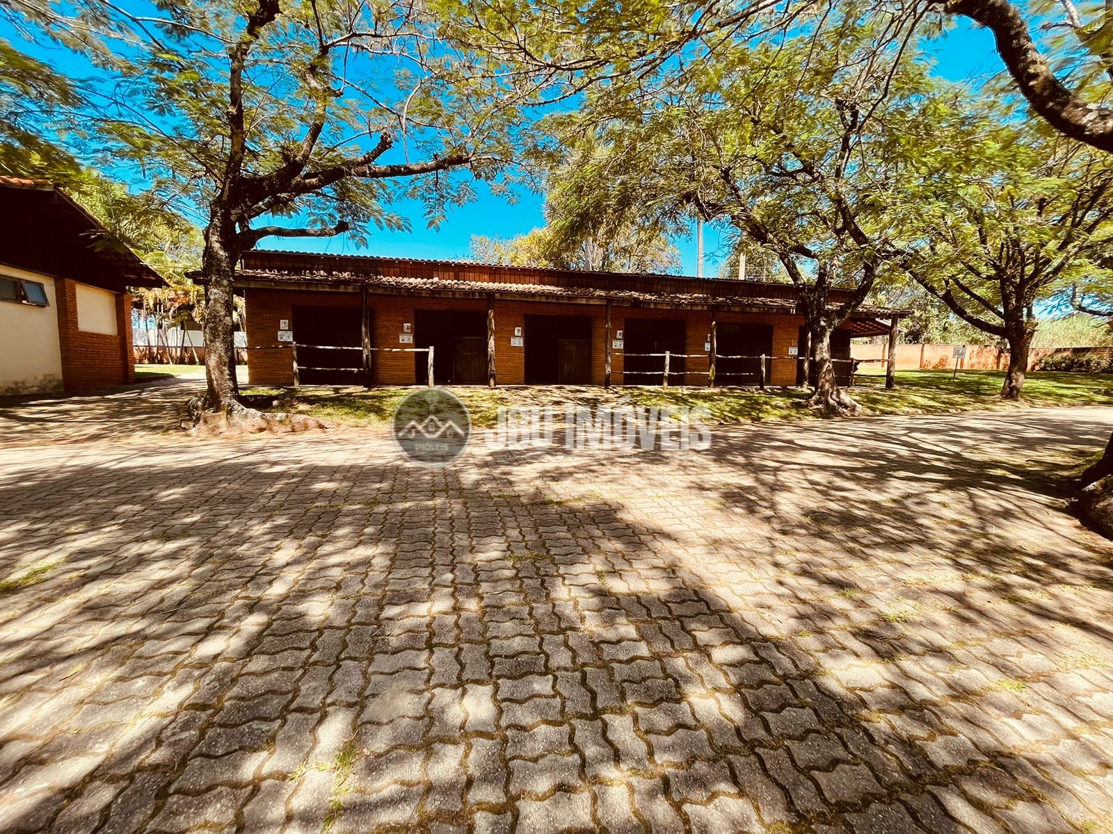 Casa de Alto Padrão c/ 03 dormitórios, sendo 01 suíte - Condomínio Solaris, Boituva/SP