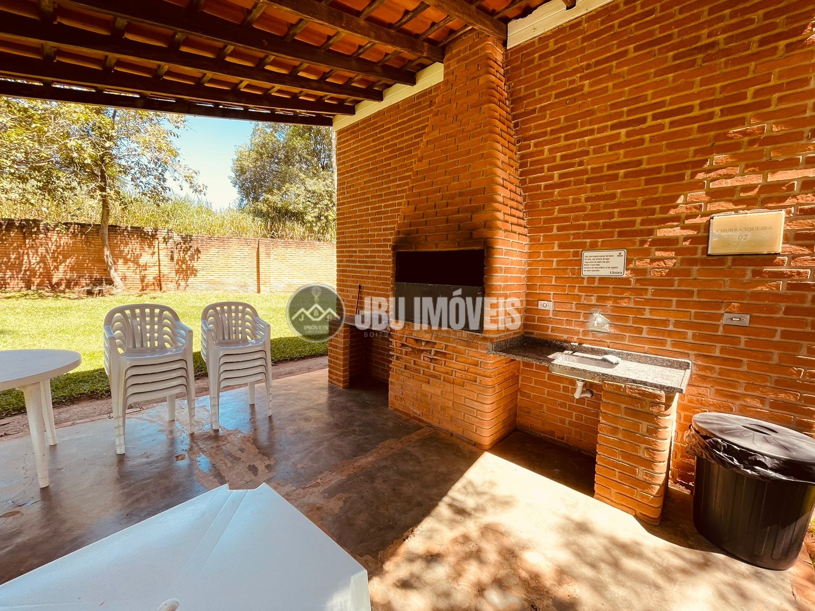 Casa de Alto Padrão c/ 03 dormitórios, sendo 01 suíte - Condomínio Solaris, Boituva/SP