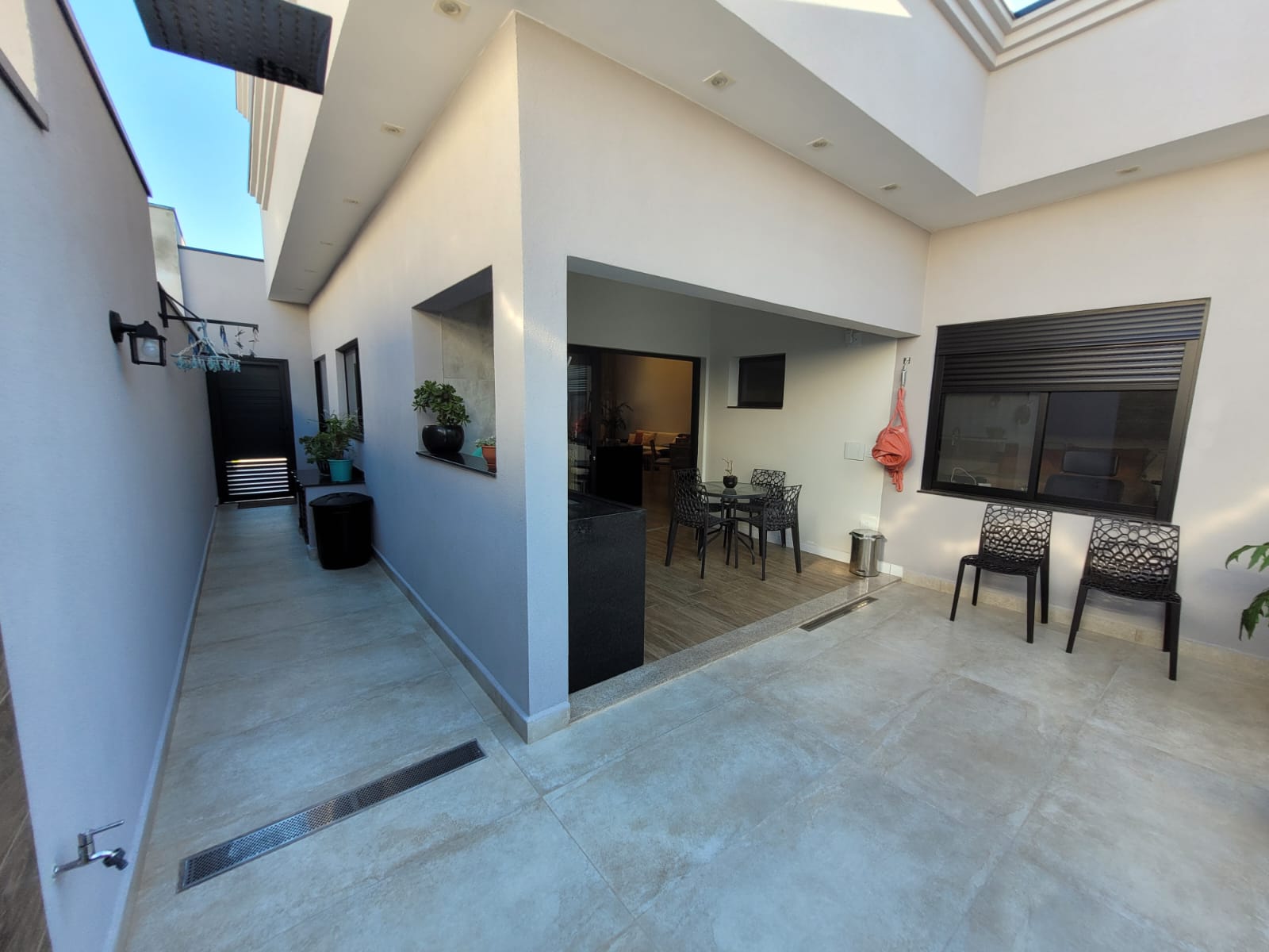 Casa Neoclássica de Luxo no Condomínio Tropicália Garden - Boituva