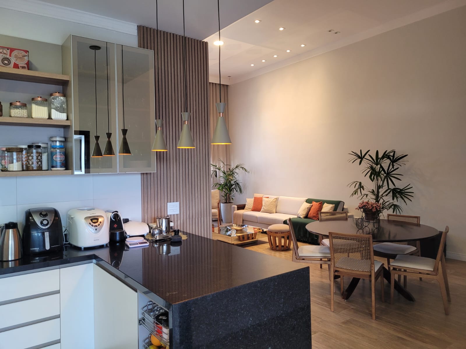 Casa Neoclássica de Luxo no Condomínio Tropicália Garden - Boituva
