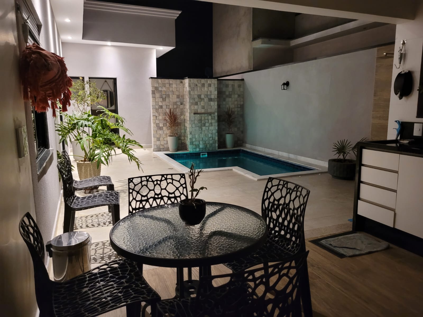 Casa Neoclássica de Luxo no Condomínio Tropicália Garden - Boituva