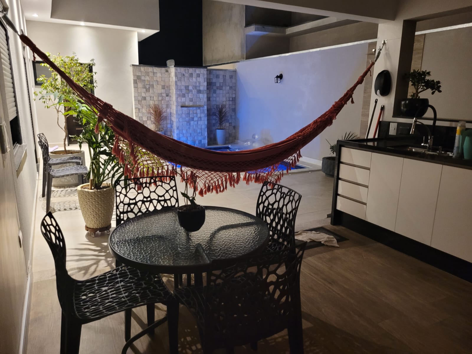 Casa Neoclássica de Luxo no Condomínio Tropicália Garden - Boituva